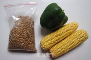 松仁玉米的做法步骤：1