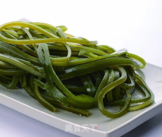 清新爽口小菜——红油海带丝的做法步骤：1