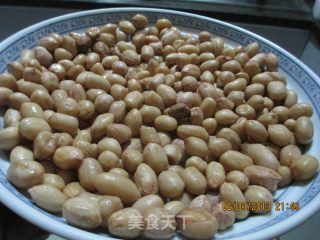 五香花生米的做法步骤：3