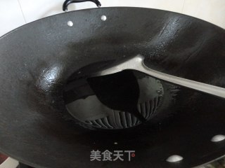 糖醋排骨的做法步骤：4