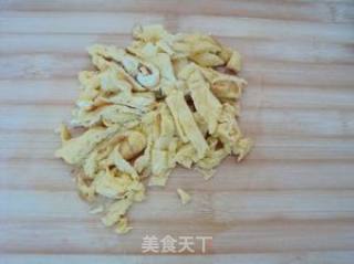 芹菜炒鸡蛋的做法步骤：4