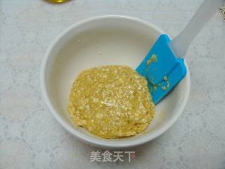 合家团圆幸福小酥饼——核桃燕麦饼干的做法步骤：5