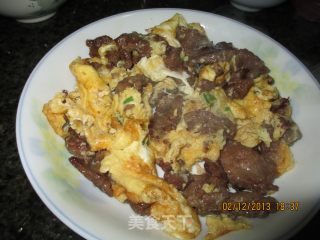 牛肉炒鸡蛋的做法步骤：5