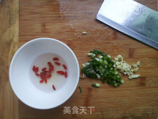 火龙果香醋肉的做法步骤：4