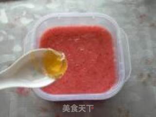 草莓冰点的做法步骤：6