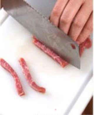 黑椒牛柳的做法步骤：1