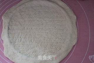 超详细步骤教你做出可媲美必胜客的芝心披萨的做法步骤：11