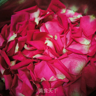 浓情玫瑰糖——结婚日玫瑰大献身~╮(╯▽╰)╭的做法步骤：8