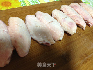 可乐鸡翅的做法步骤：1