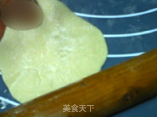 自制饺子皮的做法步骤：10