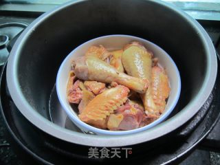 客家菜-----清节三黄鸡的做法步骤：6
