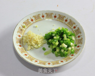 节后清肠营养小菜---醋拌青笋萝卜丝的做法步骤：3