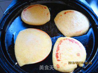 宝宝营养餐----奶香玉米饼的做法步骤：10