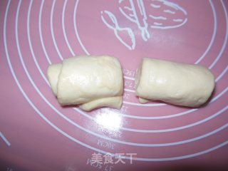 花朵肠仔面包的做法步骤：11
