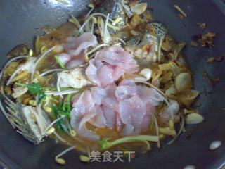 酸菜桂花鱼的做法步骤：9