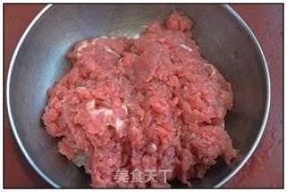 牛肉藕丸的做法步骤：2