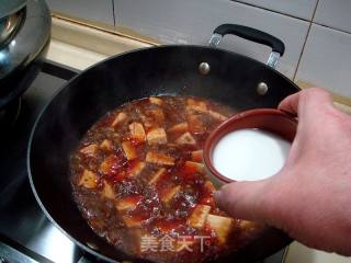 传统川菜制作“麻婆豆腐”的做法步骤：13