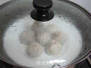 饺子皮豆沙包的做法步骤：3