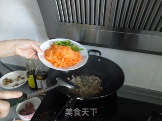 胡萝卜炒肉的做法步骤：5