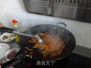 胡萝卜炒肉的做法步骤：6