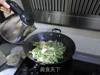 土豆炖豆角的做法步骤：9