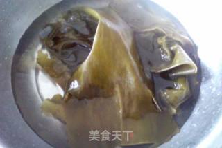 清脂又降压——红椒海带丝的做法步骤：1