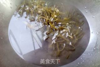 清脂又降压——红椒海带丝的做法步骤：4
