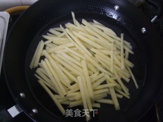 自制薯条的做法步骤：4