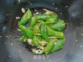 青椒炒肉的做法步骤：4