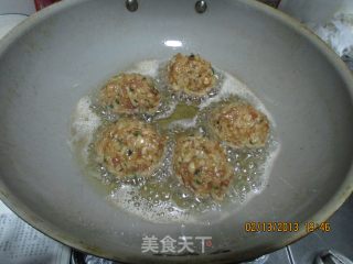 狮子头的做法步骤：4