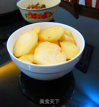 高汤焖萝卜的做法步骤：5