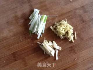 尖椒肉丝的做法步骤：3