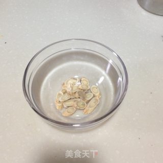 滋补鸽子汤的做法步骤：2