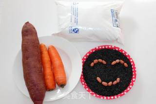 自制黑芝麻花生元宵的做法步骤：1