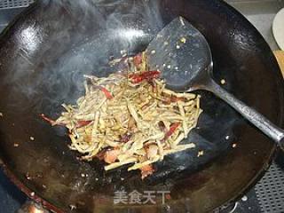 腊肉炒干豆角的做法步骤：6