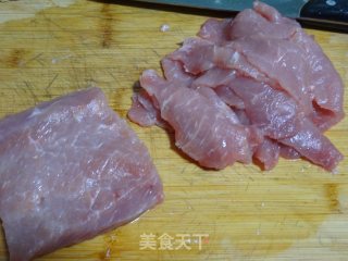 黑胡椒芝士猪柳卷的做法步骤：1