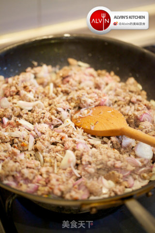 烤味猪肉堡的做法步骤：4