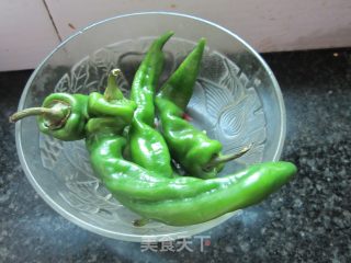 青椒腊鱼的做法步骤：2