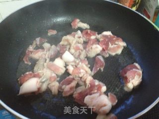 辣白菜炒五花肉的做法步骤：7