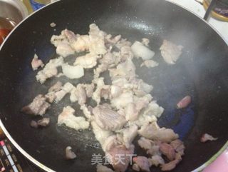 辣白菜炒五花肉的做法步骤：8