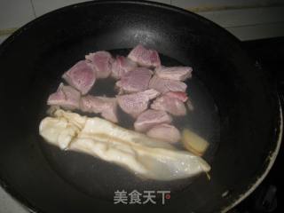 冬草花胶炖瘦肉的做法步骤：3