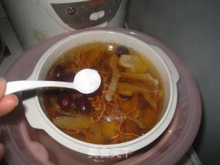 冬草花胶炖瘦肉的做法步骤：7