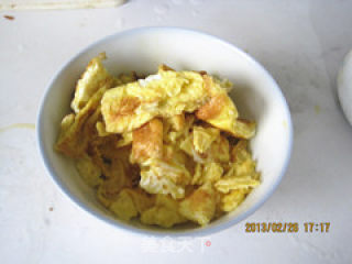 鸡蛋木耳炒韭菜的做法步骤：6