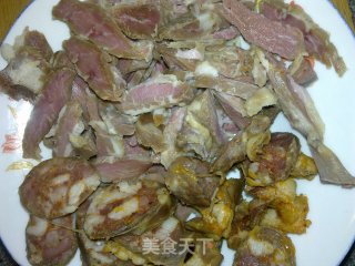 腊肉花菜的做法步骤：1