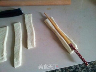 轻松做油条的做法步骤：7