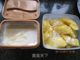 削菠萝的做法步骤：12