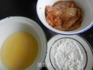 香炸鸡排的做法步骤：1