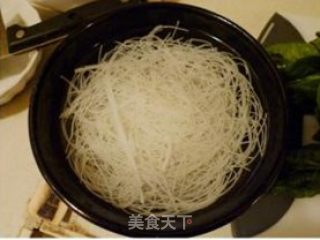 芥末粉丝素拌菜的做法步骤：1