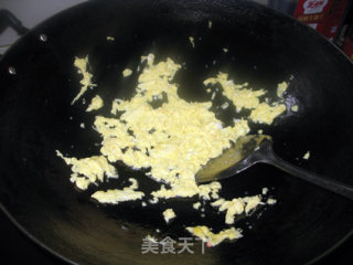 鸡蛋炒豆苗的做法步骤：7