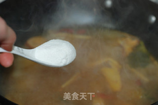 冬阴功火锅的做法步骤：4